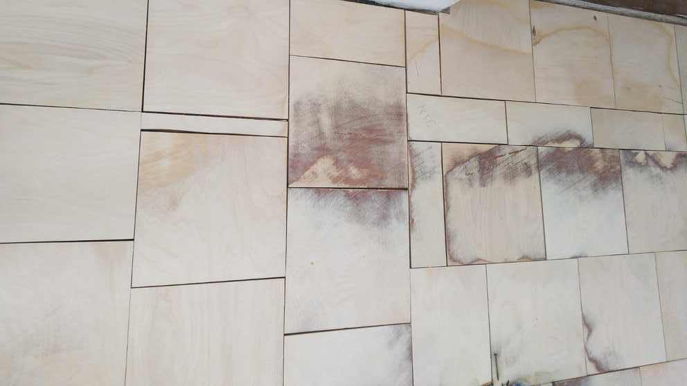 Шлифовка фанеры перед укладкой паркета