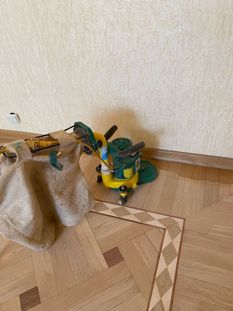 Шлифовка паркета по периметру