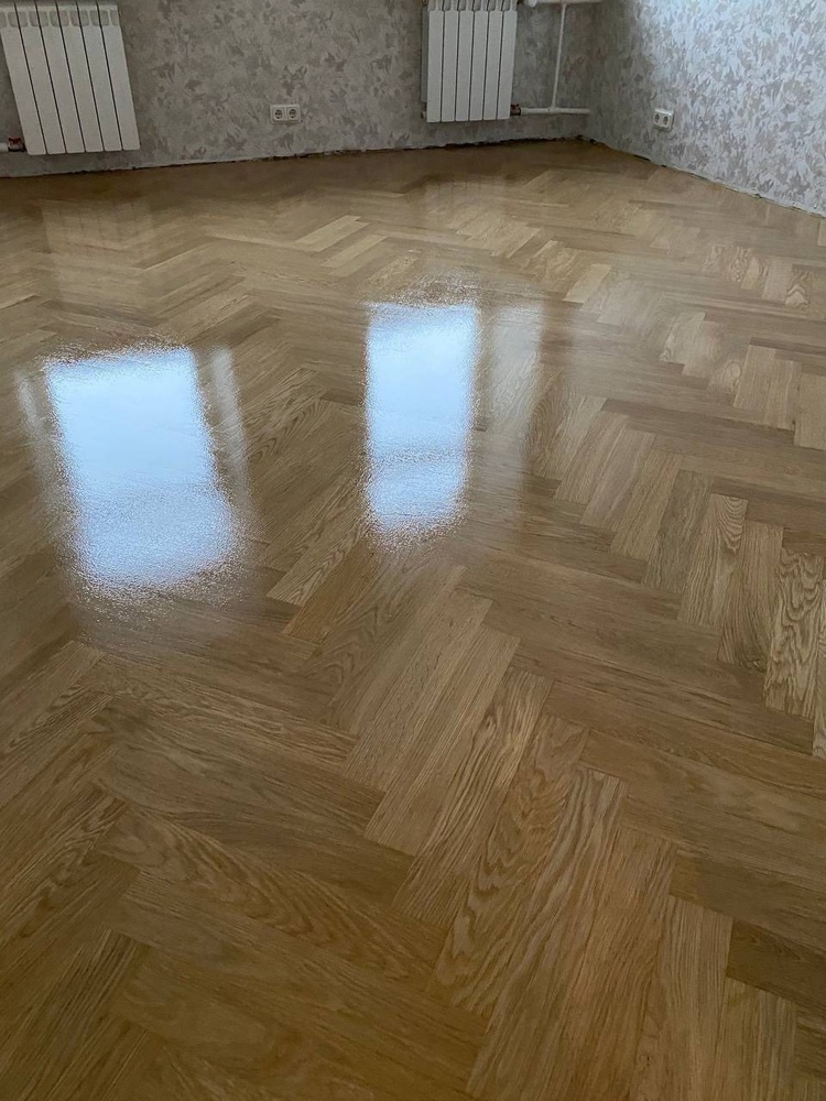 Покрытие паркета лаком