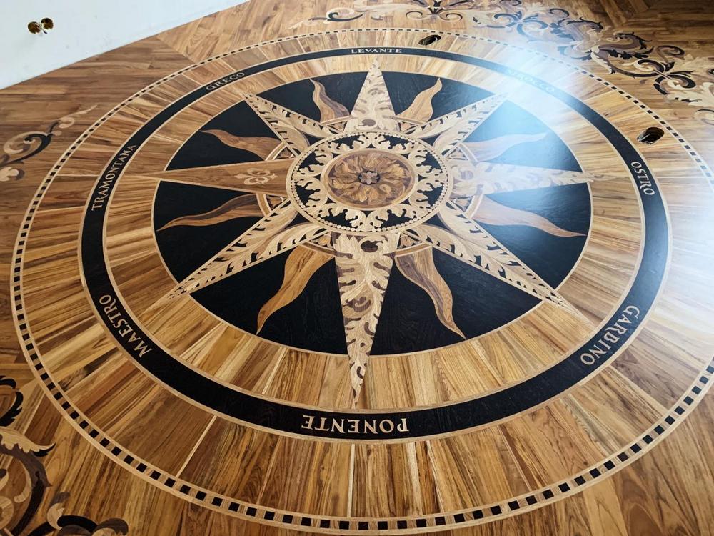 Покрытие паркета лаком