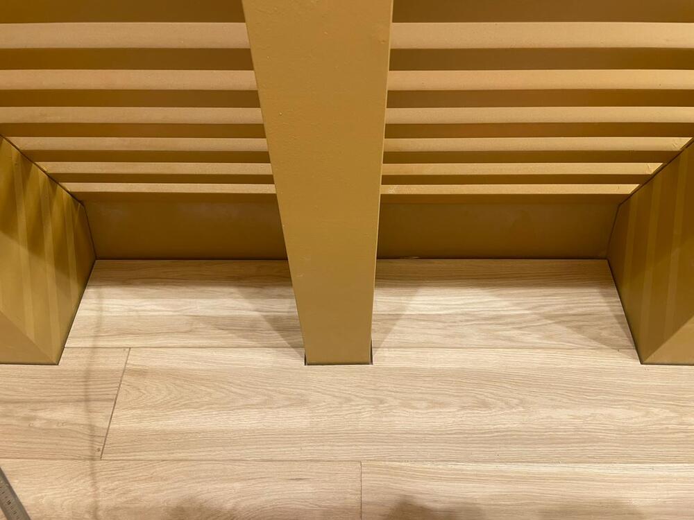 Укладка инженерной доски на клей