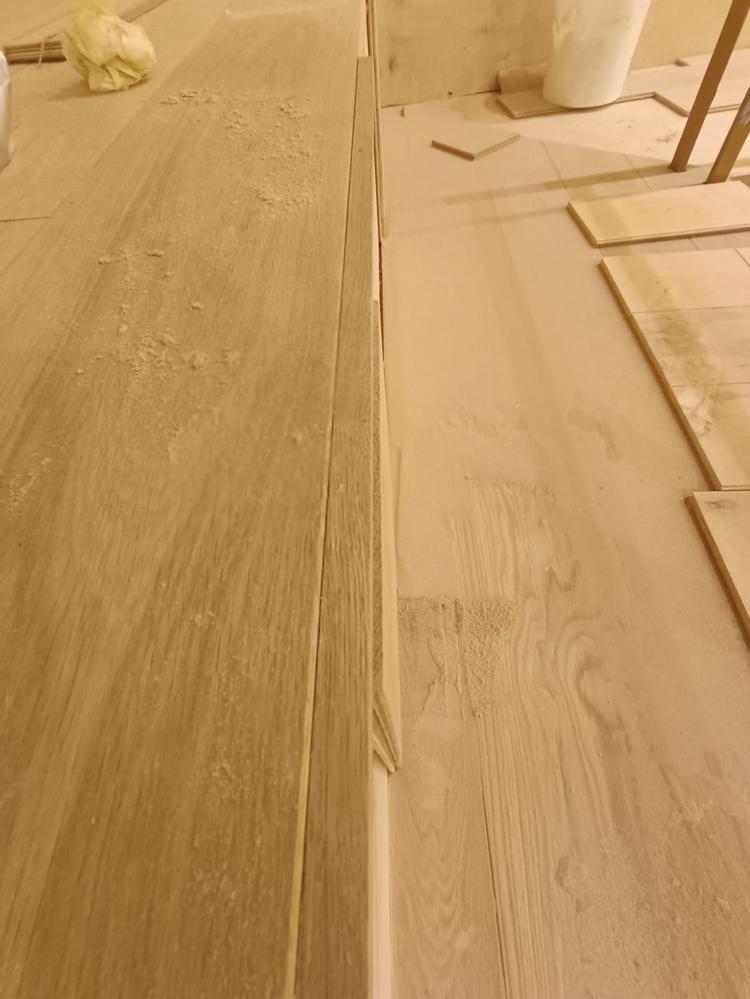 Укладка инженерной доски на клей