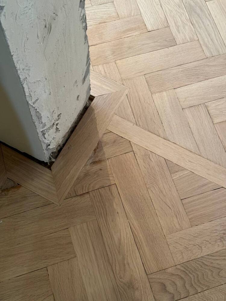 Монтаж окантовки паркета по периметру