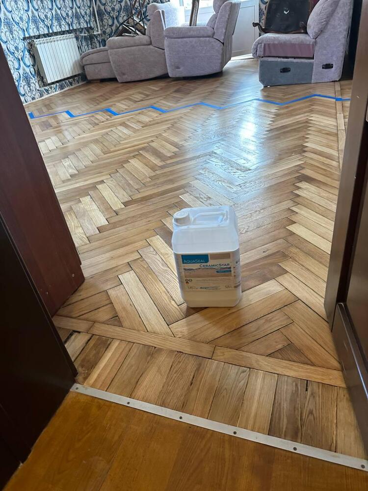 Покрытие паркета лаком