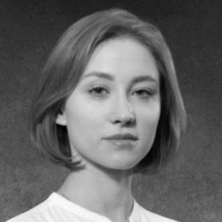 Анна Гришакова