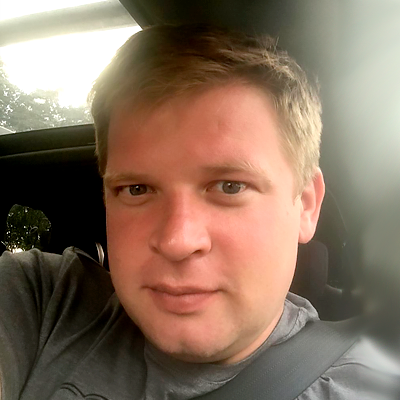 Максим Якушкин